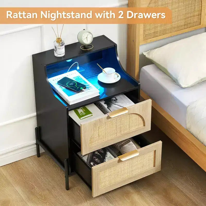 Lot de 2 tables de chevet noires en rotin avec station de charge USB C, lumières LED et 2 tiroirs, table d'appoint moderne pour chambre, salon et dortoir