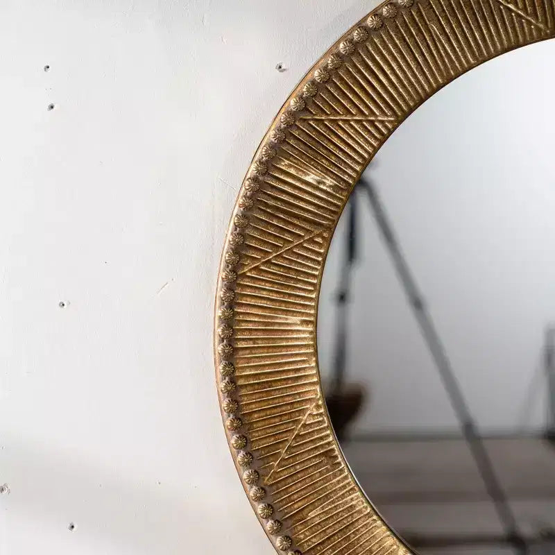 Miroir mural rond texturé martelé de 31,3 po, miroir décoratif rustique pour salon chambre, doré