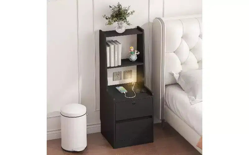 Table de chevet haute avec veilleuse et station de recharge, Table d'appoint avec étagère, Tables de chevet modernes avec meuble de rangement pour chambre à coucher